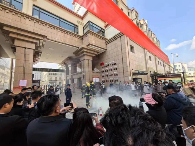 城关区消防救援大队组织召开住宅小区(出租房)消防安全达标创建现场会